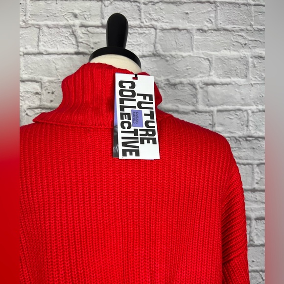 NWT Future Collective Kahlana Barfield Turtleneck Pullover Size Large - Picture 5 of 6
